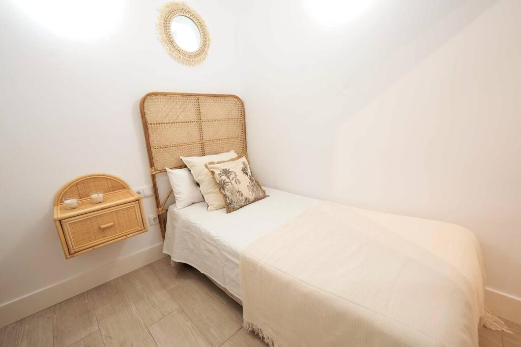 Apartamento A Estrenar En Calle Alcazares Sevilha Exterior foto